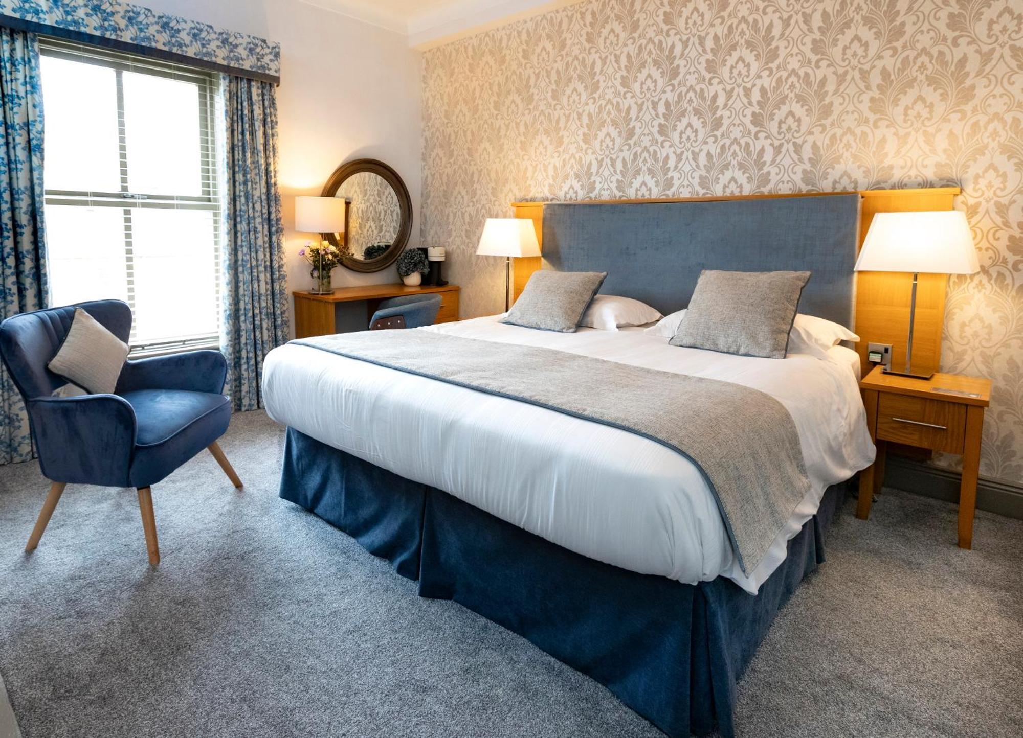 Herriots Hotel Скиптон Экстерьер фото